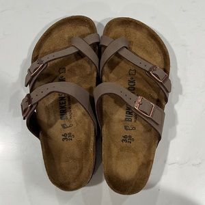 mayari sandal birkenstock 🤎